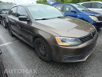2011 Volkswagen Jetta Sedan - miniatura 3