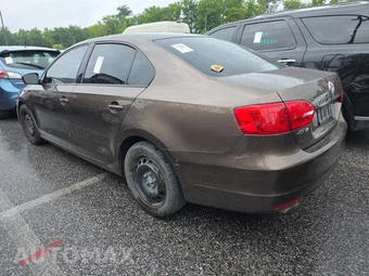 2011 Volkswagen Jetta Sedan - miniatura 6