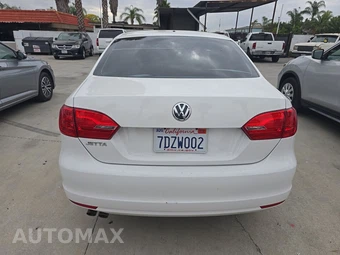 2011 Volkswagen Jetta Sedan S - miniatura 5