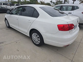 2011 Volkswagen Jetta Sedan S - miniatura 6