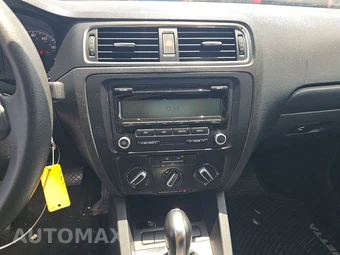 2011 Volkswagen Jetta Sedan SE - miniatura 11