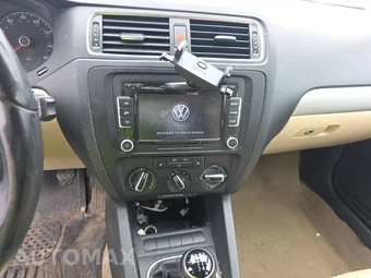 2011 Volkswagen Jetta Sedan TDI LE - miniatura 11