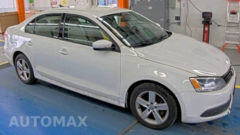 2011 Volkswagen Jetta Sedan TDI LE - miniatura 3