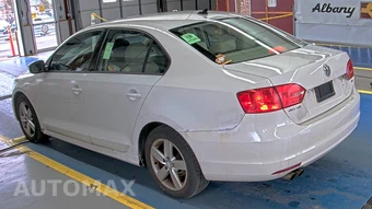 2011 Volkswagen Jetta Sedan TDI LE - miniatura 6