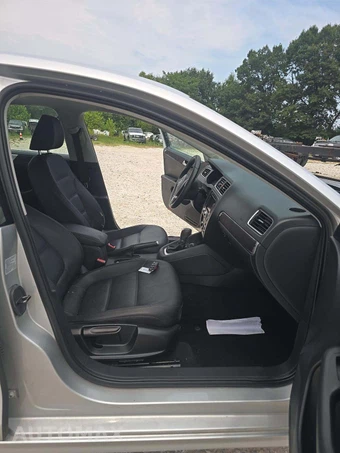 2011 Volkswagen Jetta Sedan TDI w/Navigation – miniatura 15