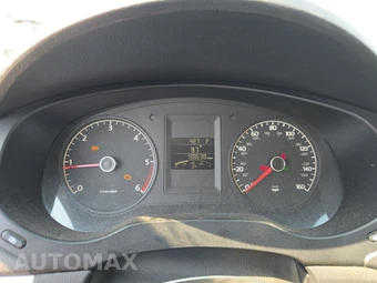 2011 Volkswagen Jetta Sedan TDI w/Navigation - miniatura 12