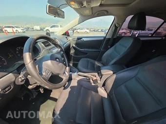 2011 Volkswagen Jetta Sedan TDI w/Navigation - miniatura 7