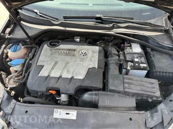 2011 Volkswagen Jetta SportWagen TDI Wagon - miniatura 10