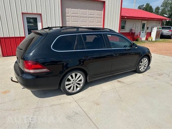 2011 Volkswagen Jetta SportWagen TDI Wagon - miniatura 2