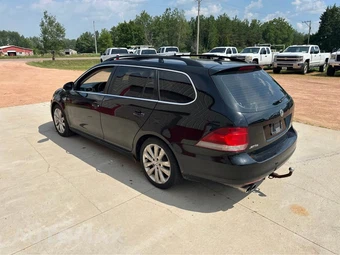 2011 Volkswagen Jetta SportWagen TDI Wagon - miniatura 3