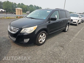 2011 Volkswagen Routan SE w/Rear Seat Entertainment & Navigation 121.2" WB — samochód z USA z aukcji Manheim, oferta Kup Teraz w AUTOMAX