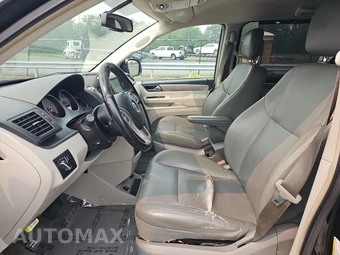 2011 Volkswagen Routan SE w/Rear Seat Entertainment & Navigation 121.2" WB – miniatura 7