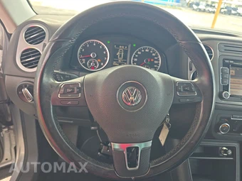 2011 Volkswagen Tiguan Comfortline - miniatura 10