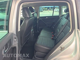 2011 Volkswagen Tiguan Comfortline - miniatura 13