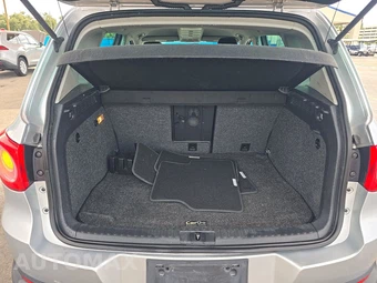 2011 Volkswagen Tiguan Comfortline - miniatura 16