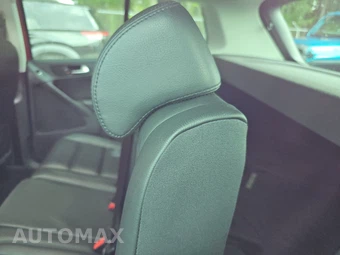 2011 Volkswagen Tiguan S 4MOTION - miniatura 13