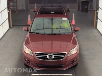 2011 Volkswagen Tiguan S 4MOTION - miniatura 2
