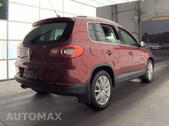 2011 Volkswagen Tiguan S 4MOTION - miniatura 4