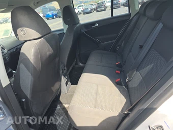 2011 Volkswagen Tiguan S – miniatura 13