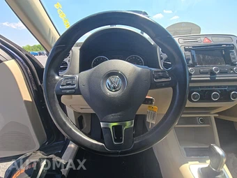 2011 Volkswagen Tiguan SE 4MOTION w/Sunroof & Navigation - miniatura 10