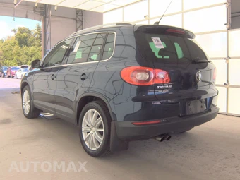 2011 Volkswagen Tiguan SE 4MOTION w/Sunroof & Navigation - miniatura 6