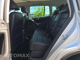 2011 Volkswagen Tiguan SE 4MOTION - miniatura 13