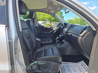 2011 Volkswagen Tiguan SE 4MOTION - miniatura 18