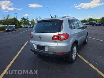 2011 Volkswagen Tiguan SE 4MOTION - miniatura 3