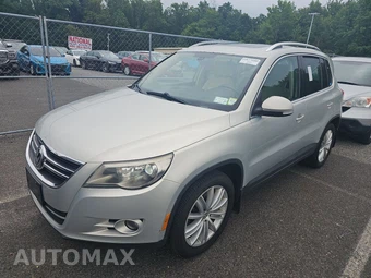 2011 Volkswagen Tiguan SEL 4MOTION