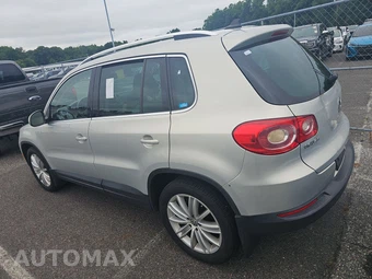 2011 Volkswagen Tiguan SEL 4MOTION – miniatura 6