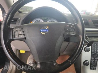 2011 Volvo C70 T5 – miniatura 10