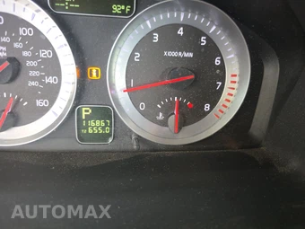 2011 Volvo C70 T5 – miniatura 12