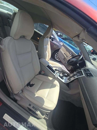 2011 Volvo C70 T5 - miniatura 18