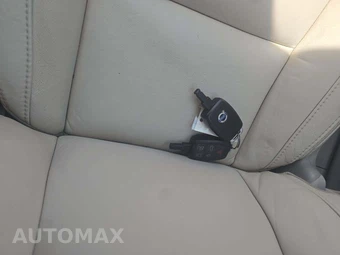 2011 Volvo C70 T5 - miniatura 8