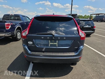 2011 Volvo XC60 3.2 R-Design – miniatura 5