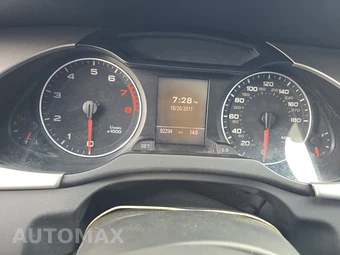 2012 Audi A4 2.0T Premium Plus Sedan – miniatura 12