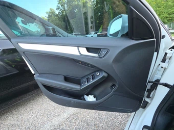 2012 Audi A4 2.0T Premium Plus Sedan – miniatura 9