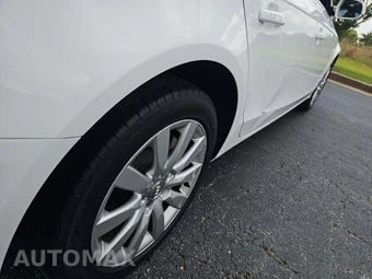 2012 Audi A4 2.0T Premium Sedan – miniatura 23