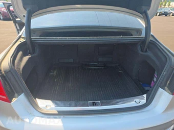 2012 Audi A8 L 4.2 – miniatura 14