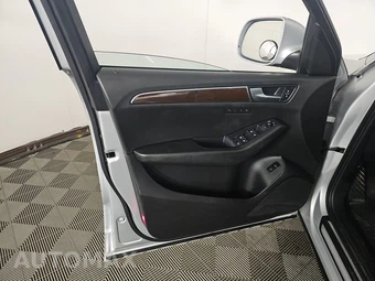 2012 Audi Q5 2.0T Premium Plus – miniatura 9