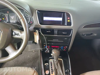 2012 Audi Q5 3.2 Premium Plus – miniatura 11