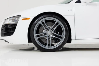 2012 Audi R8 5.2 Coupe - miniatura 9
