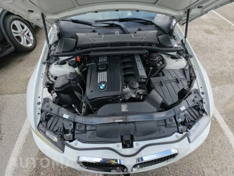 2012 BMW 3 Series Coupe 328i - miniatura 15