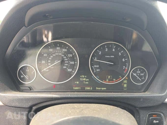 2012 BMW 3 Series Sedan 328i – miniatura 6