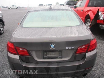 2012 BMW 5 Series 535i xDrive - miniatura 11