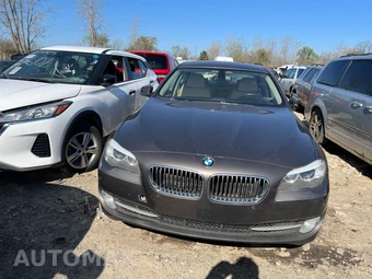 2012 BMW 5 Series 535i xDrive - miniatura 16