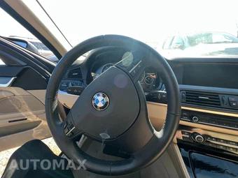 2012 BMW 5 Series 535i xDrive - miniatura 26