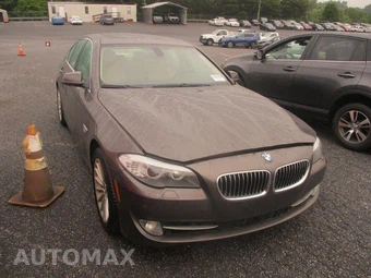 2012 BMW 5 Series 535i xDrive - miniatura 3