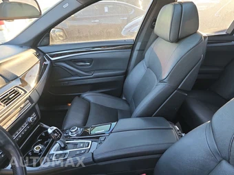 2012 BMW 5 Series Sedan 528i - miniatura 8
