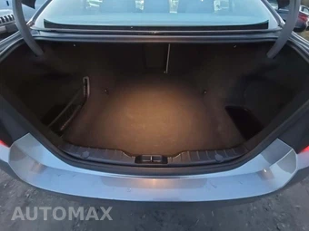 2012 BMW 5 Series Sedan 528i xDrive - miniatura 14